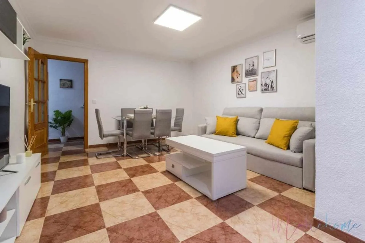 Suite Con Jacuzzi En El Centro Vistas Y Garaje Huelva 0*,  Espagne