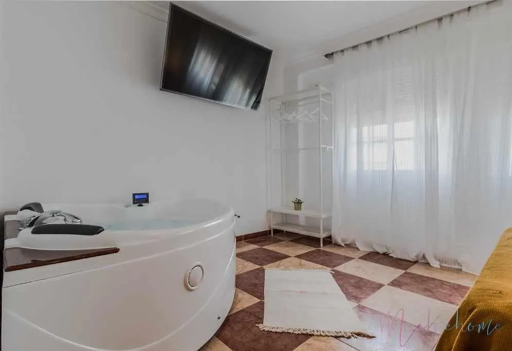 Suite Con Jacuzzi En El Centro Vistas Y Garaje Huelva